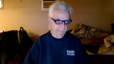 tom112292014 online show from 01-02-25, 02:57