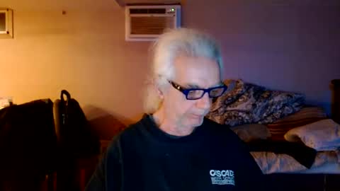 tom112292014 online show from 01-03-25, 03:27