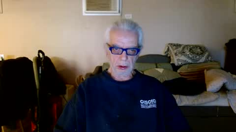 tom112292014 online show from 01-04-25, 04:11