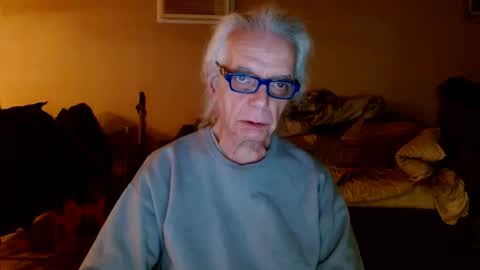 tom112292014 online show from 02-18-25, 02:38