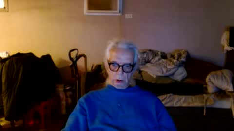 tom112292014 online show from 10-25-25, 07:52