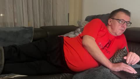 Tom online show from 02-07-26, 06:39