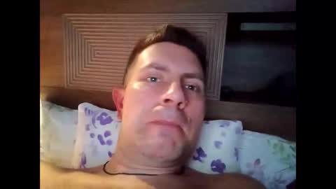 tom_horny84 online show from 01-18-26, 10:35