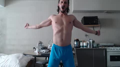 tom_show online show from 11-05-25, 08:42