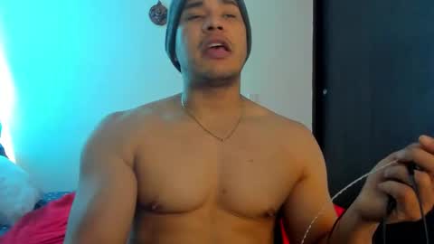 Snapshot of tom_sin_ chatting on 03-01-26, 05:37 Tom Sin online show from 03-01-26, 05:37