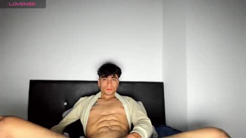 tom online show from 02-05-25, 07:18