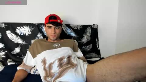 tom online show from 02-09-25, 01:22