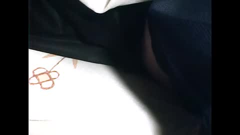 thomi online show from 10-29-25, 09:22