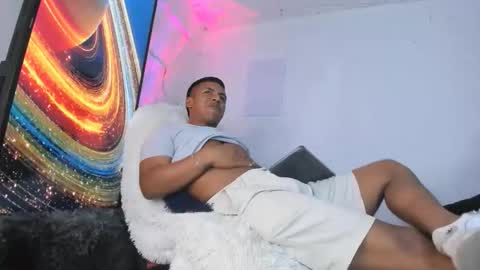 Snapshot of tomasandgero chatting on 03-16-26, 07:07 SANTY online show from 03-16-26, 07:07