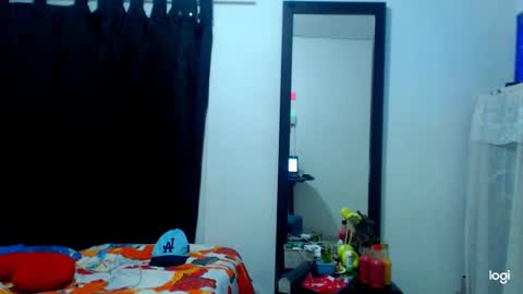 Blue online show from 12-12-24, 01:32
