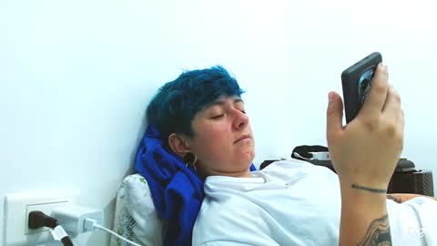 Blue online show from 03-12-26, 12:50