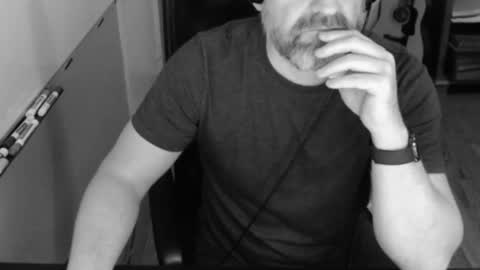 tombrockmoen2 online show from 01-19-25, 05:58