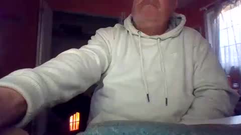 tomcat4848 online show from 10-12-25, 11:42