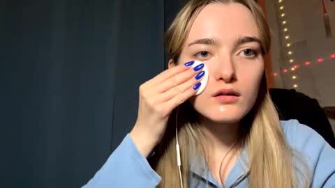 Snapshot of tomekamonteith chatting on 02-24-26, 07:56 Sofia online show from 02-24-26, 07:56