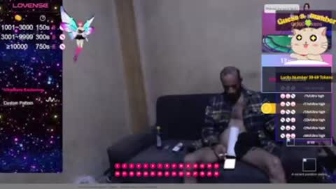 Snapshot of tomeliviathan chatting on 11-16-25, 04:34 to me liviathan online show from 11-16-25, 04:34