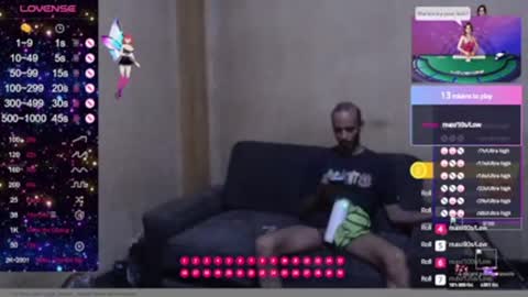 Snapshot of tomeliviathan chatting on 11-17-25, 04:46 to me liviathan online show from 11-17-25, 04:46