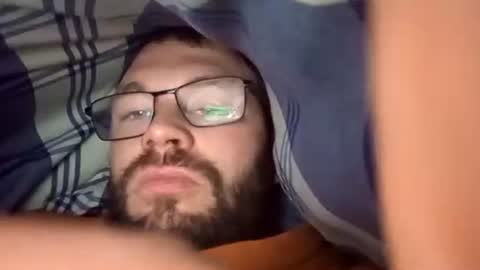 tomlaw1991 online show from 11-17-25, 08:25