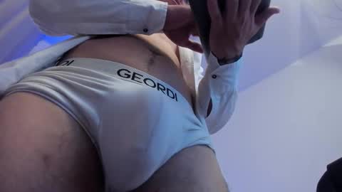 Snapshot of tommas_johnson chatting on 02-26-26, 04:55 Tomas online show from 02-26-26, 04:55