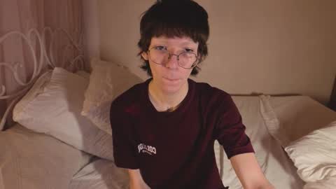 Tommie online show from 10-26-25, 05:13