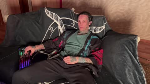 Tommy and Katana online show from 01-27-25, 03:18