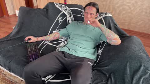 Tommy and Katana online show from 02-03-25, 06:56