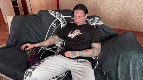 Tommy and Katana online show from 02-04-25, 10:10