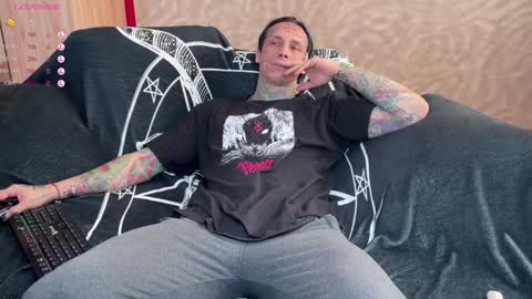 Tommy and Katana online show from 02-08-25, 06:22