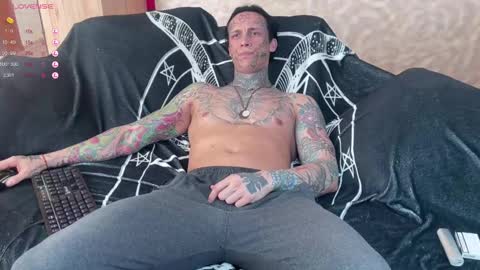 Tommy and Katana online show from 02-10-25, 11:04