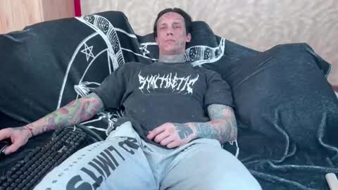 Tommy and Katana online show from 02-21-25, 09:34