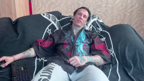 Tommy and Katana online show from 02-22-25, 06:39