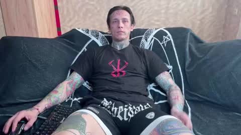 Tommy and Katana online show from 03-11-25, 05:38