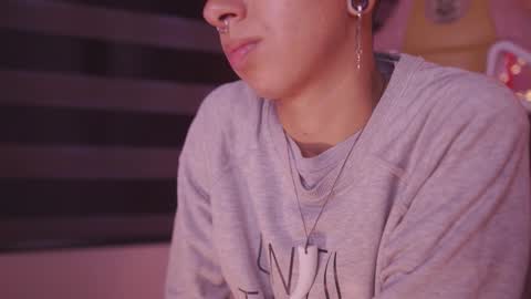 Blue  online show from 02-17-25, 09:19