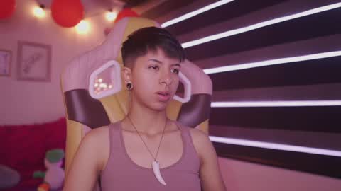 Blue  online show from 02-20-25, 12:36