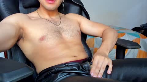 Twitter BreddTommy IG tommy bredd online show from 12-10-24, 10:26