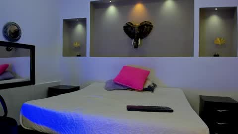 Snapshot of tommy_kurtt chatting on 10-28-25, 12:19 Tommy online show from 10-28-25, 12:19