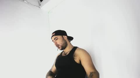 Snapshot of tommy_sccott chatting on 10-09-25, 10:19 tommy_sccott online show from 10-09-25, 10:19