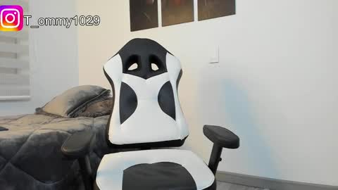 Snapshot of tommy_vm chatting on 03-12-25, 02:52 Tommy online show from 03-12-25, 02:52