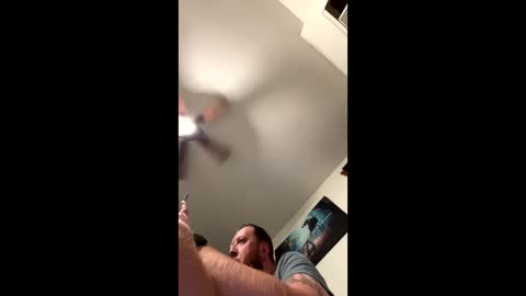 Snapshot of tommygunz62 chatting on 09-22-25, 06:48 tommygunz62 online show from 09-22-25, 06:48