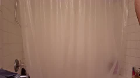 Snapshot of tommypressure chatting on 02-24-26, 03:43 tommypressure online show from 02-24-26, 03:43