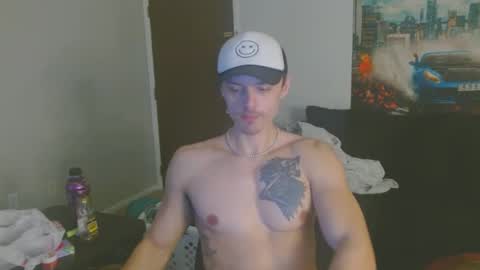 Snapshot of tommystrokes_ chatting on 02-06-25, 02:11 Tommy Strokes online show from 02-06-25, 02:11