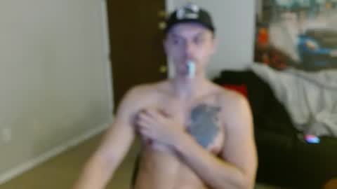 Snapshot of tommystrokes_ chatting on 11-06-25, 12:44 Tommy Strokes online show from 11-06-25, 12:44