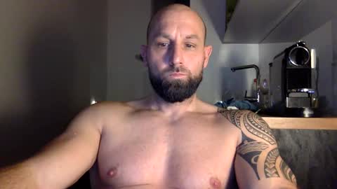 Thomas Fit online show from 12-22-24, 05:32