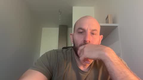 Thomas Fit online show from 10-15-25, 06:35