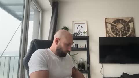 Thomas Fit online show from 11-24-25, 08:25