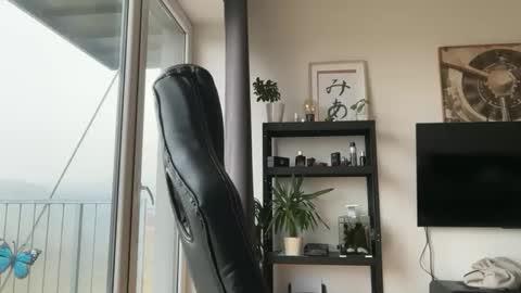 Thomas Fit online show from 12-01-25, 08:52