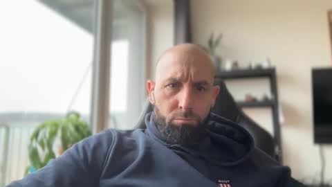 Thomas Fit online show from 02-18-26, 07:37