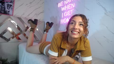 leyla  online show from 12-31-24, 06:27