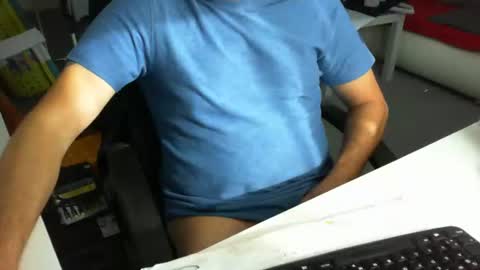 Tom online show from 10-15-25, 09:31