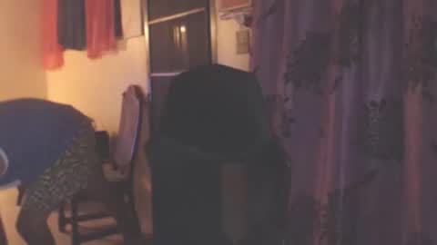 Antonio online show from 10-13-25, 02:33