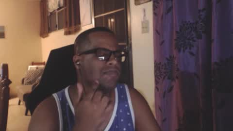 Antonio online show from 11-02-25, 01:52